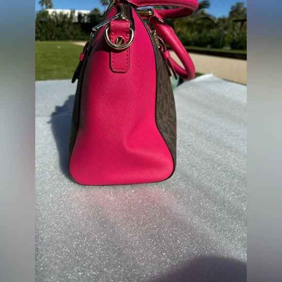 Michael Kors Ciara Large Satchel – Signature Logo Canvas & Hot Pink Leather - Picture 4 of 14